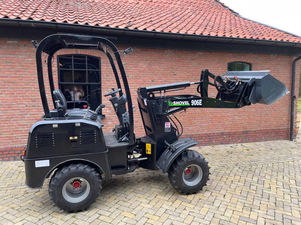 E-shovel 906E