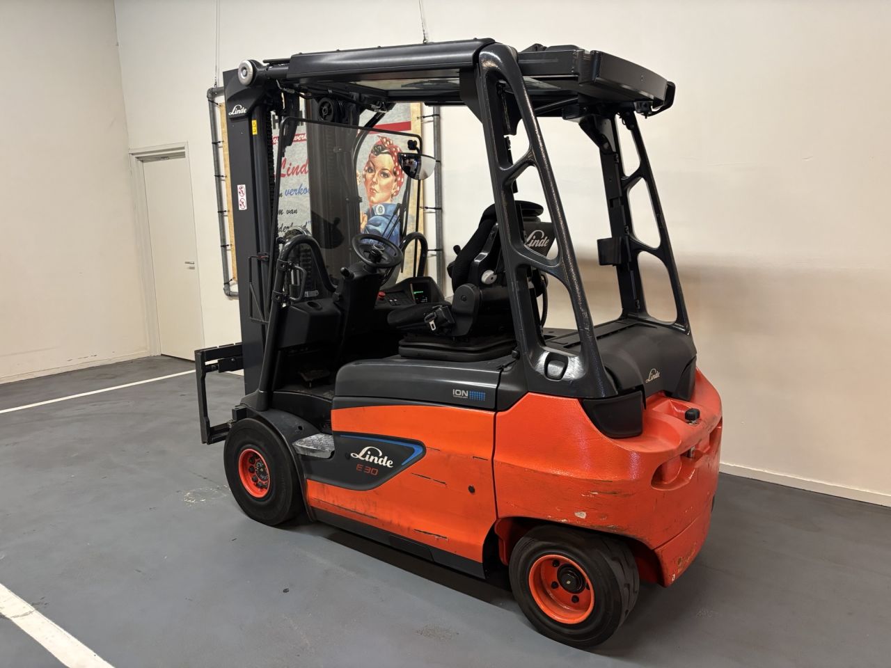 Linde E30R-01