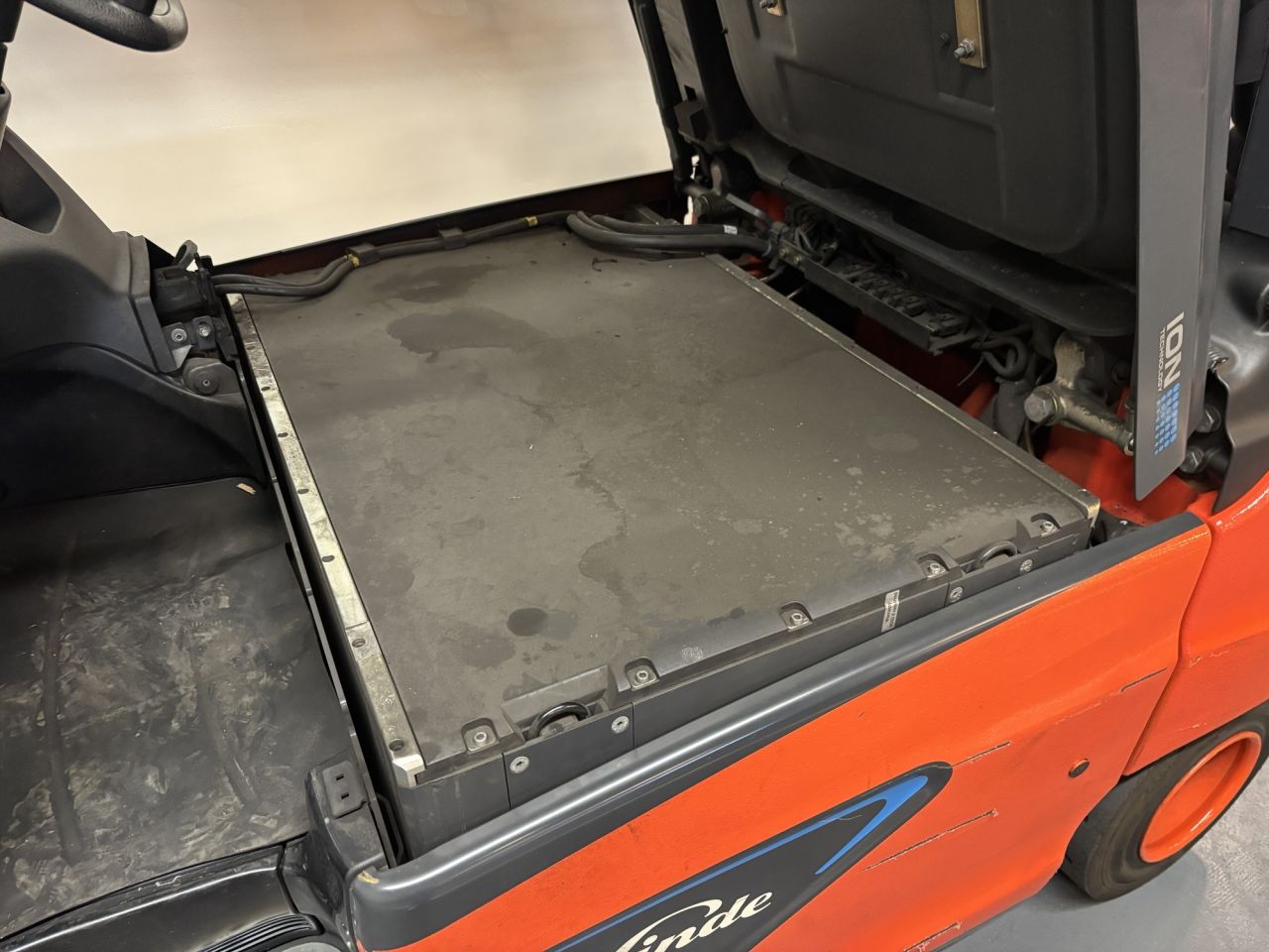 Linde E30R-01