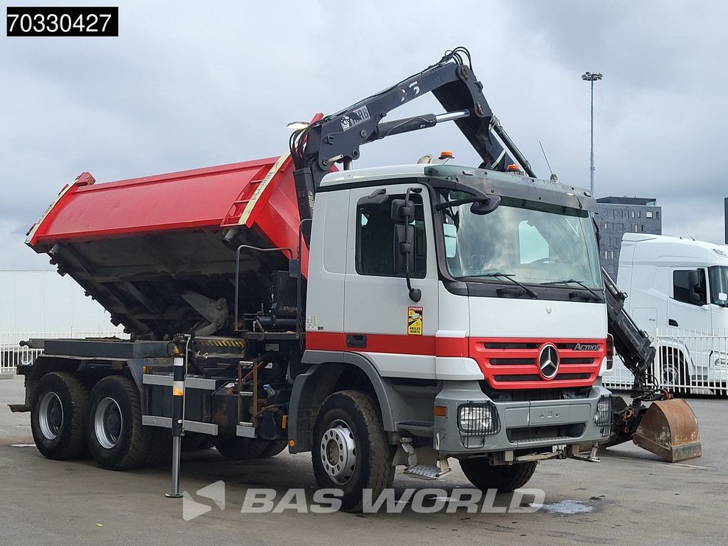 Mercedes Actros 3341 6X4 HIAB 144 B-3 HIDUO Kran Crane 10m3 3-way tipper Steel suspension Euro 5