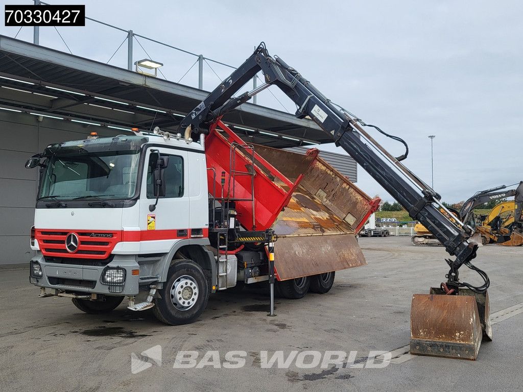 Mercedes Actros 3341 6X4 HIAB 144 B-3 HIDUO Kran Crane 10m3 3-way tipper Steel suspension Euro 5