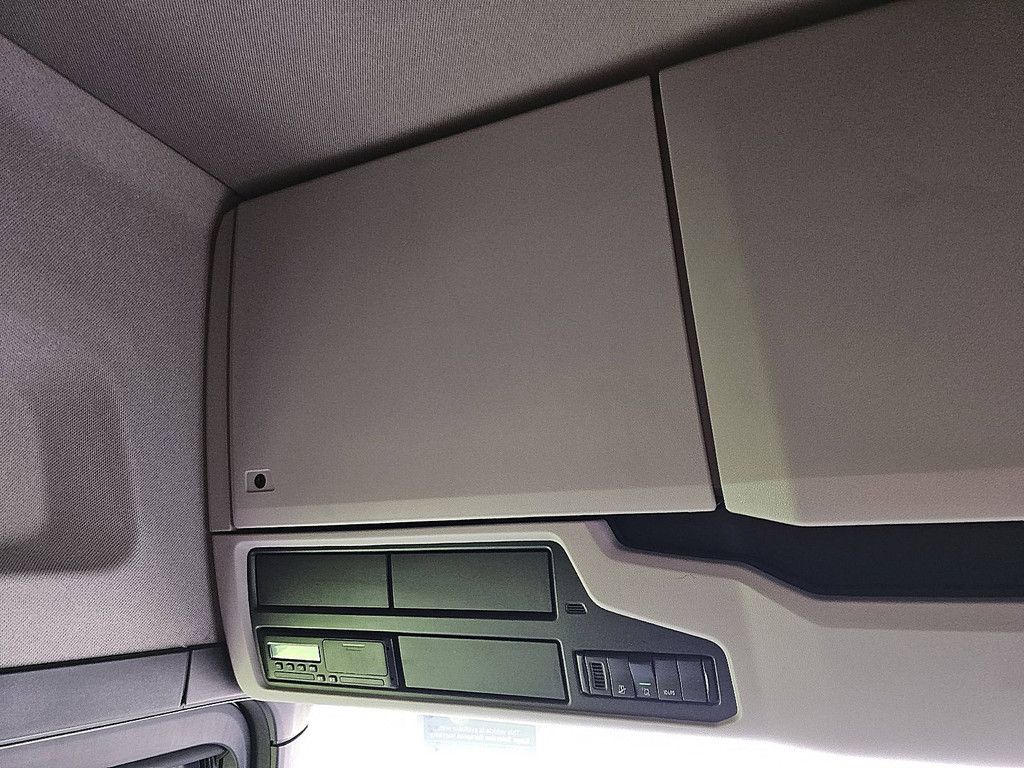 SCANIA R450 full air retarder