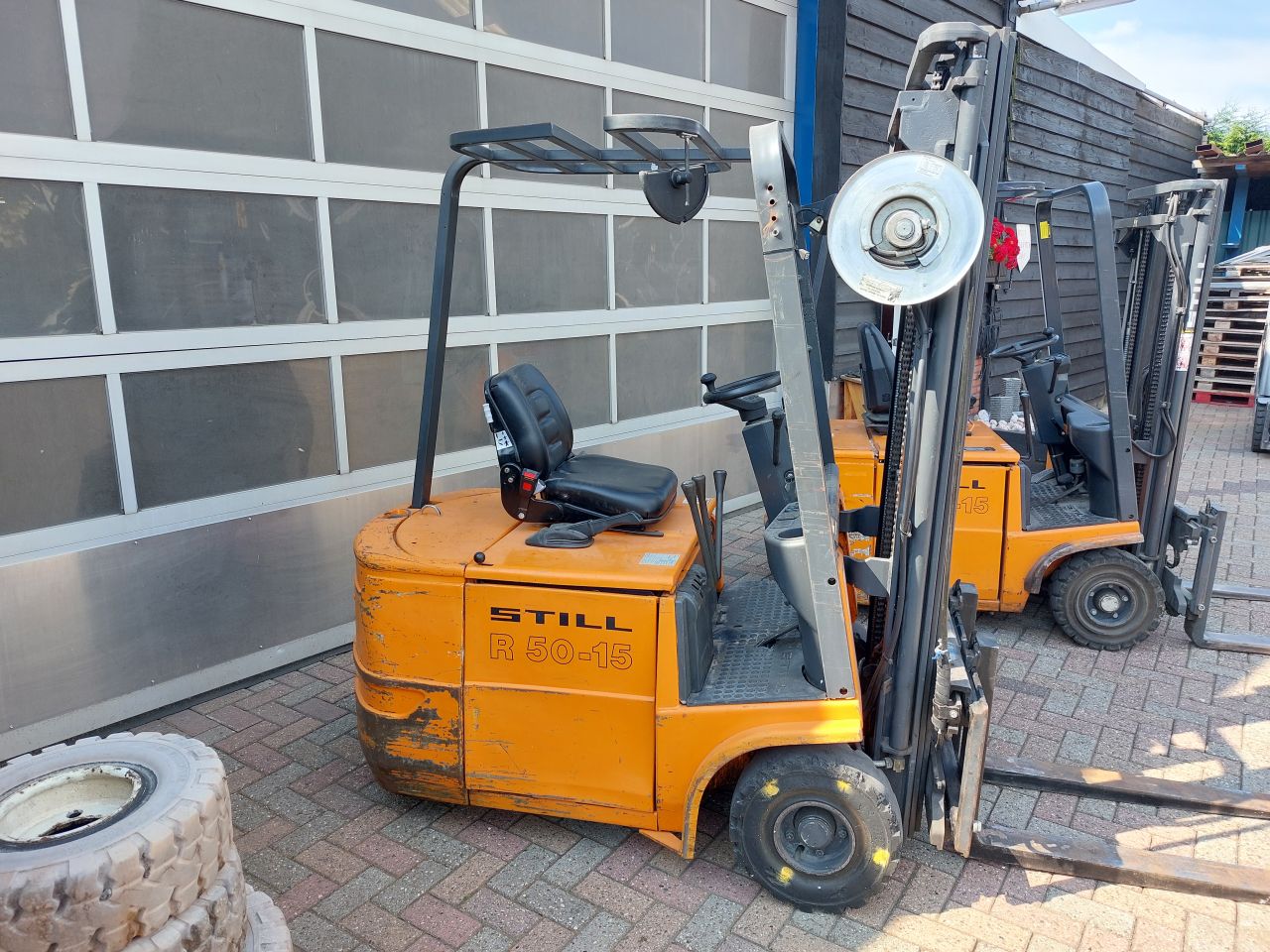 2x still R50-15 triplex sideshift