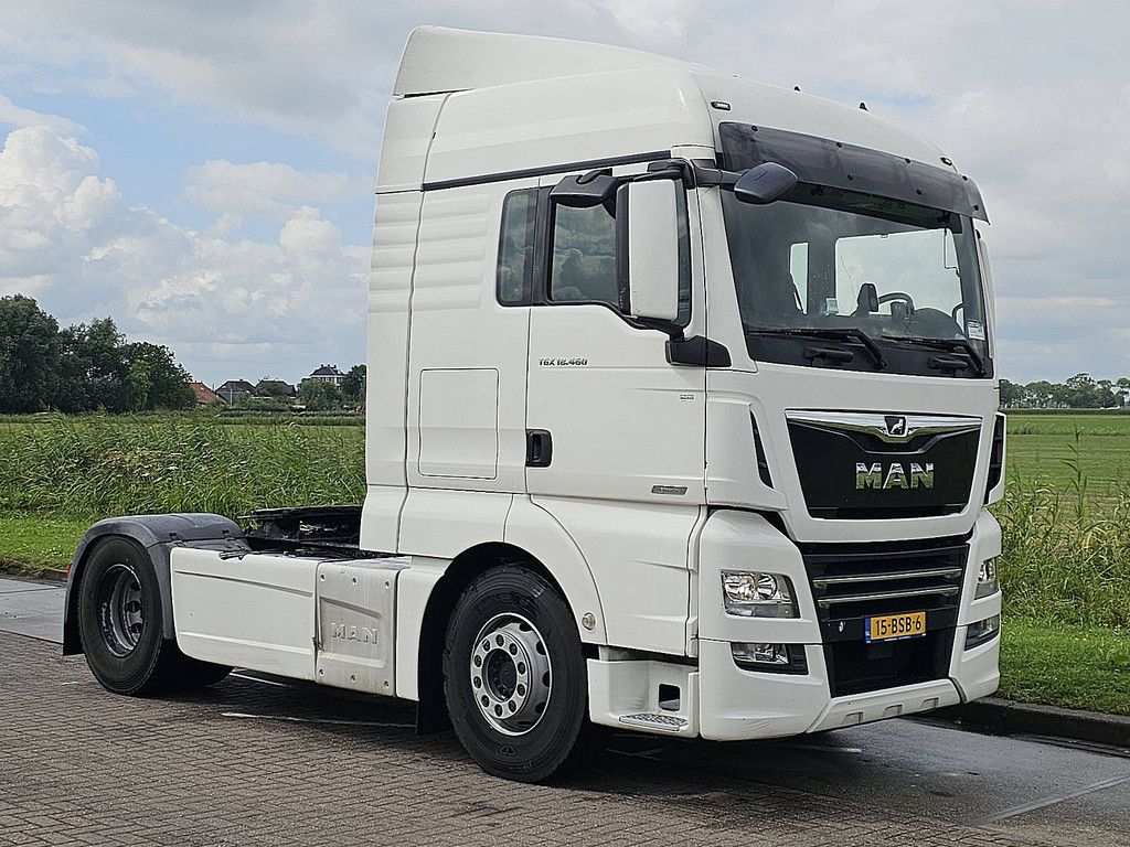M.A.N. 18.460 TGX new tyres