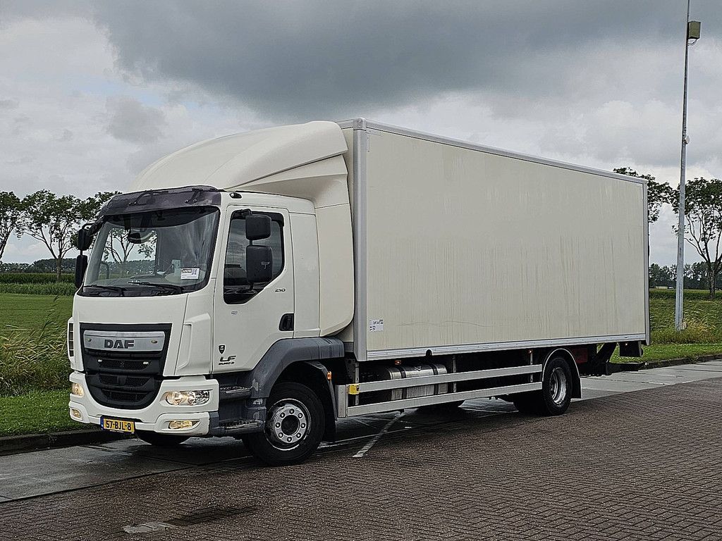 DAF LF 210 14t taillift
