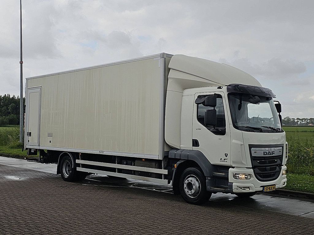 DAF LF 210 14t taillift