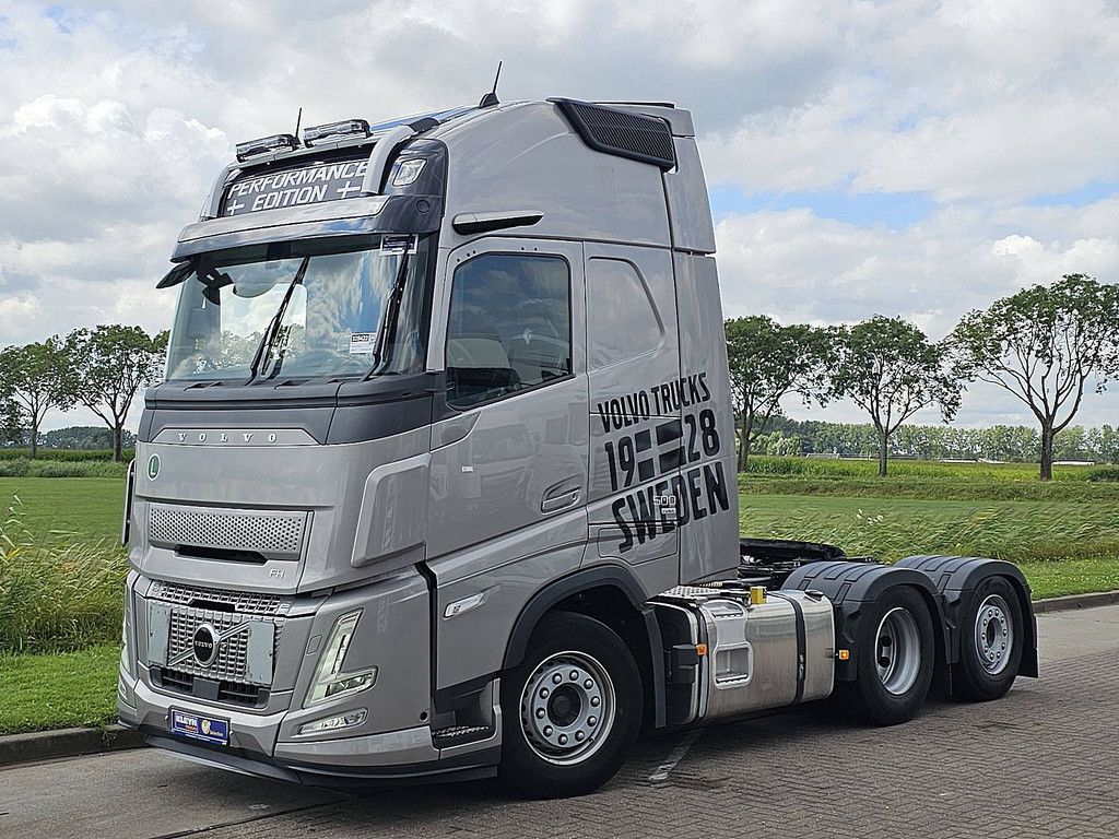 VOLVO FH 500 aero 6x2 boogie