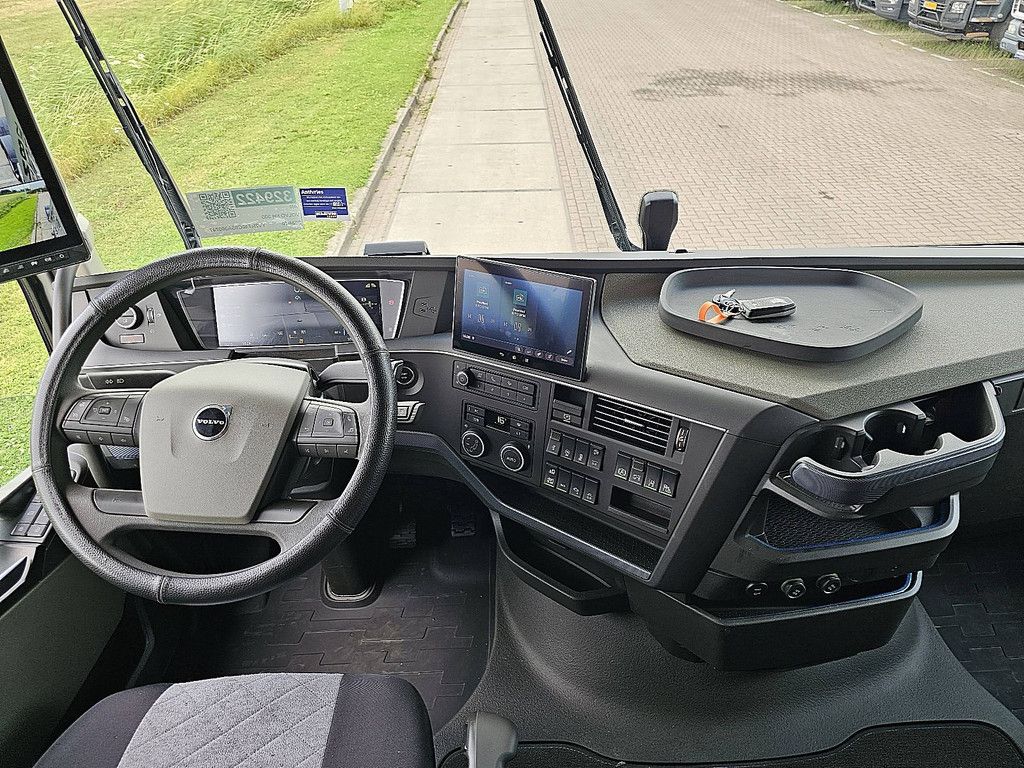 VOLVO FH 500 aero 6x2 boogie