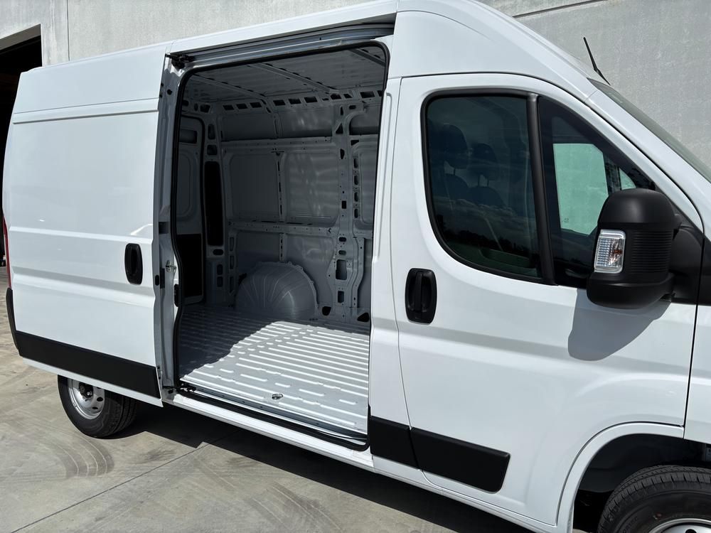 2026 Peugeot Boxer Van