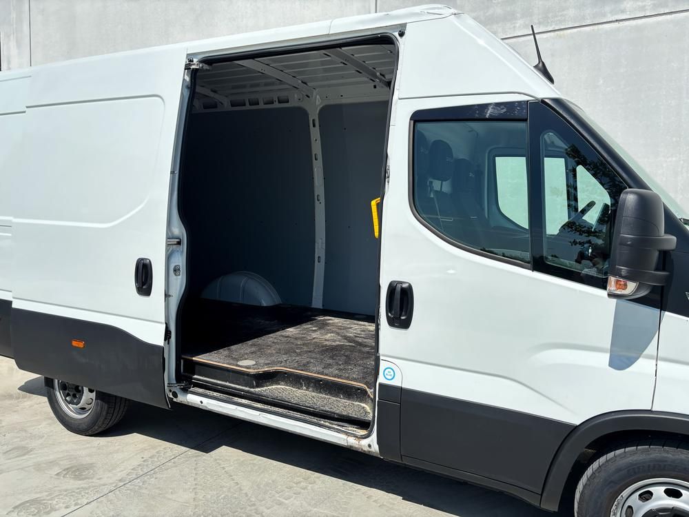 2025 Iveco Daily 35S18HA8 Van