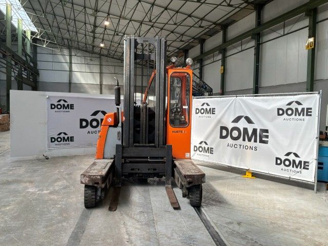 2014 Hubtex DQ 30-D Four-Way Side Loader
