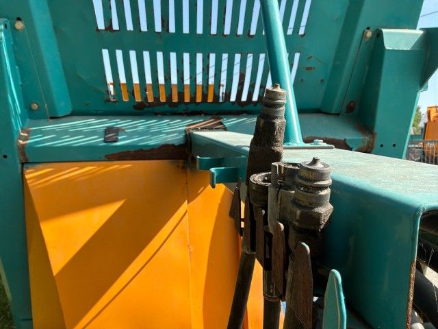 2014 Rolland Rollforce 6115 Compost Spreader
