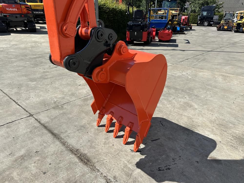 2012 Kubota KX155-3SZ Midi Excavator
