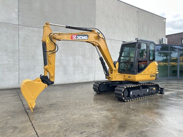 2022 XCMG XE55DA Midi Excavators