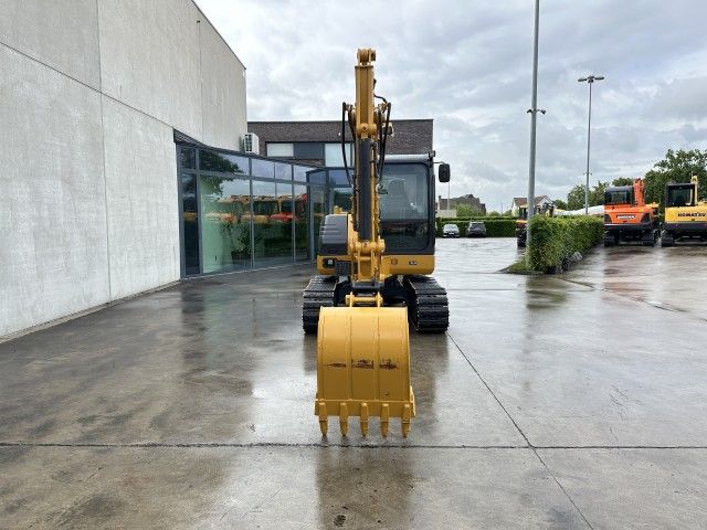 2022 XCMG XE55DA Midi Excavators