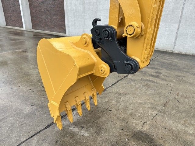 2022 XCMG XE55DA Midi Excavators