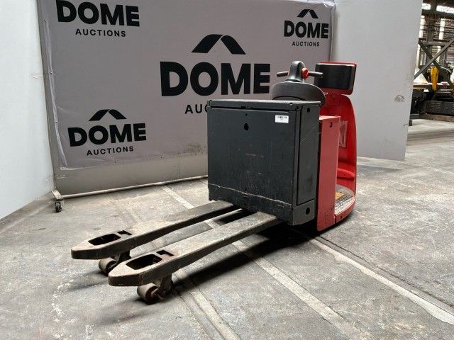 1999 Fenwick-Linde N20 Electric Pallet Truck