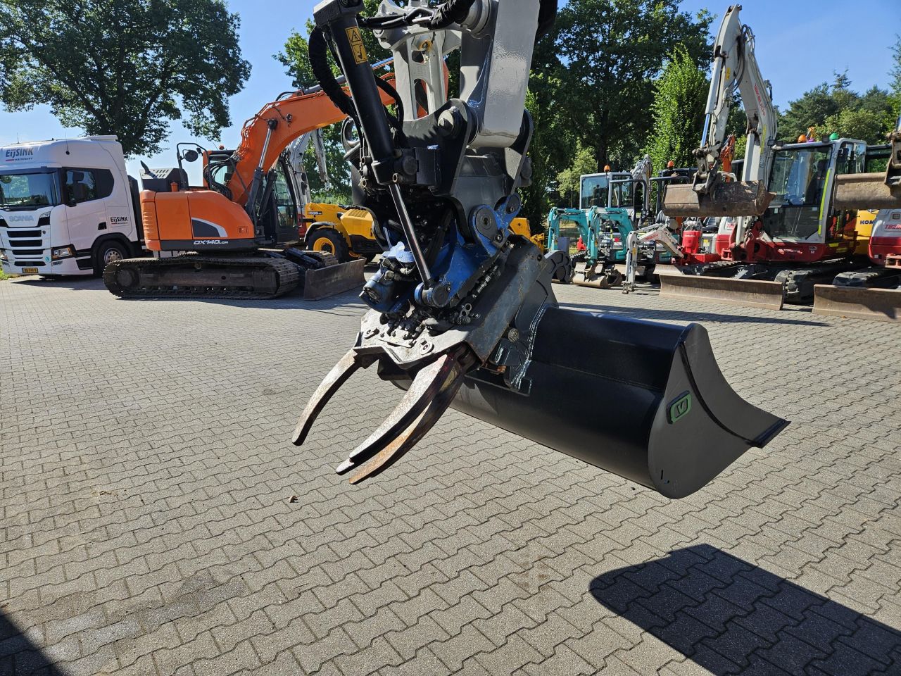 Takeuchi TB290-2 Stage v