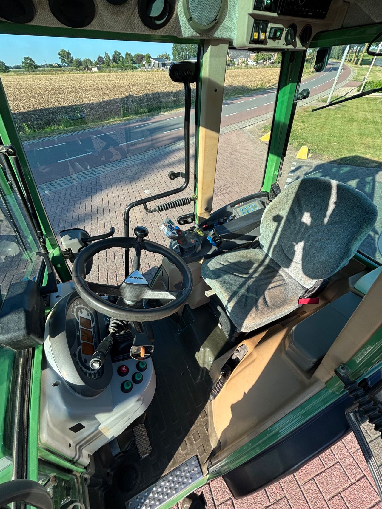 Fendt smalspoor 208