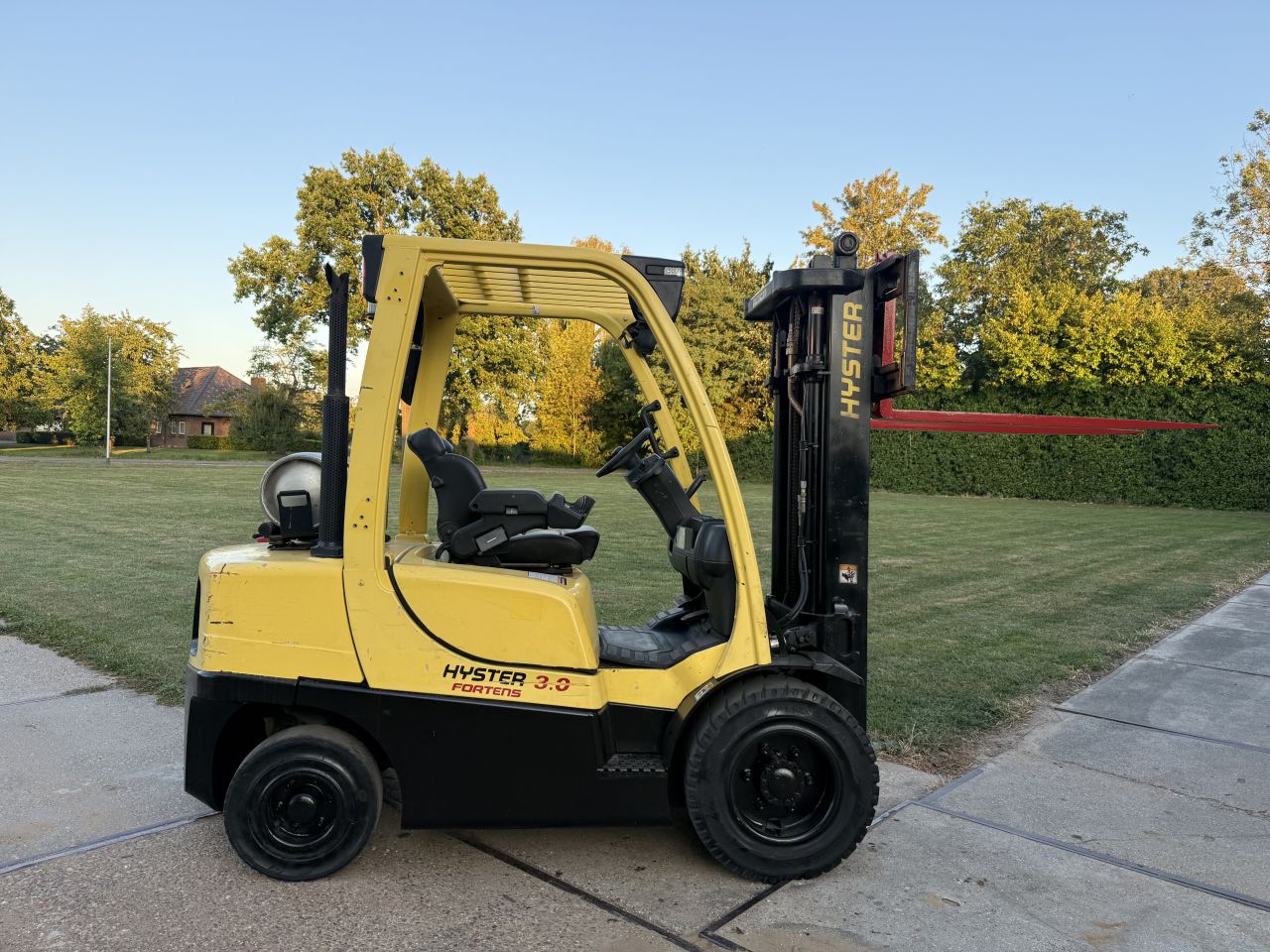 Hyster 3000KG LPG heftruck triplo freelift Sideshift verlichting