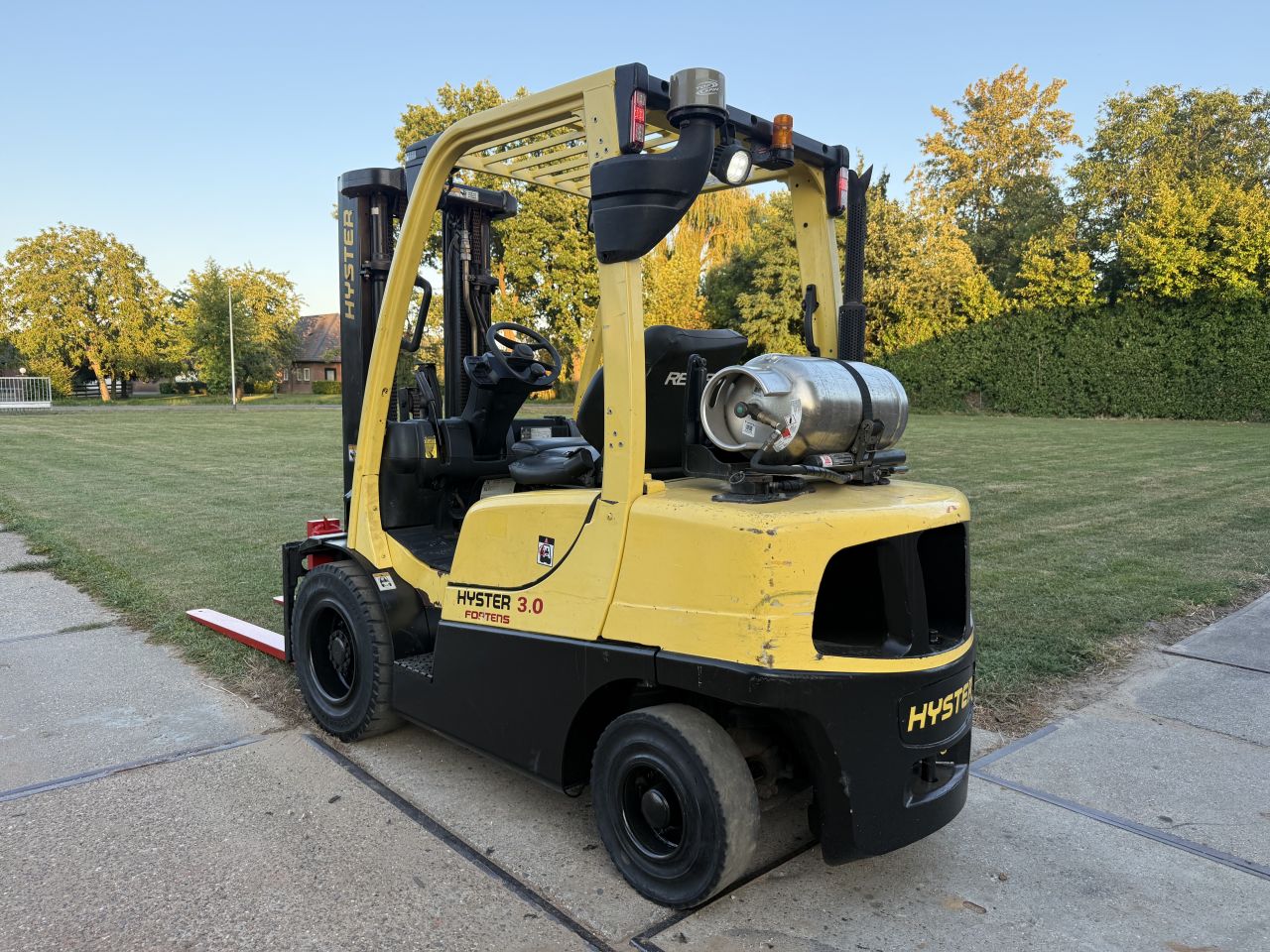 Hyster 3000KG LPG heftruck triplo freelift Sideshift verlichting