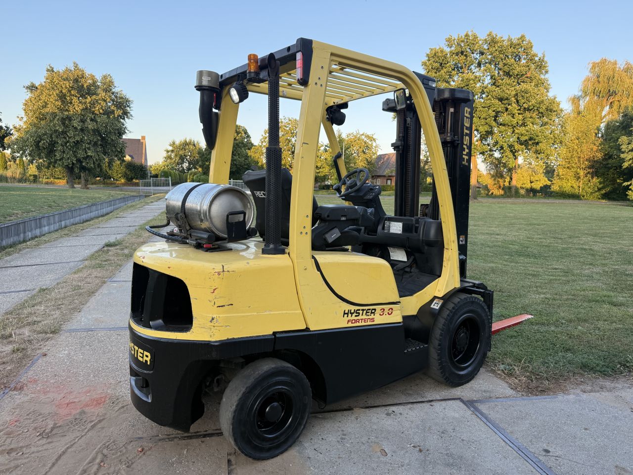 Hyster 3000KG LPG heftruck triplo freelift Sideshift verlichting