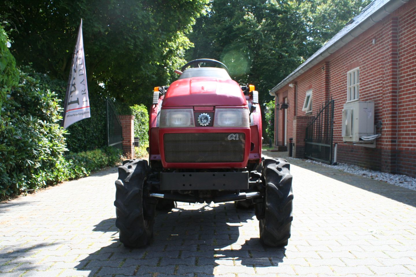 Mitsubishi MT165