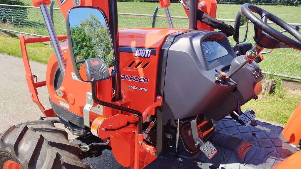 KIOTI DK5020 NHS DK5020 NHS narrow 148 cm breed 4wd tractor 50 pk rops beugel nieuw