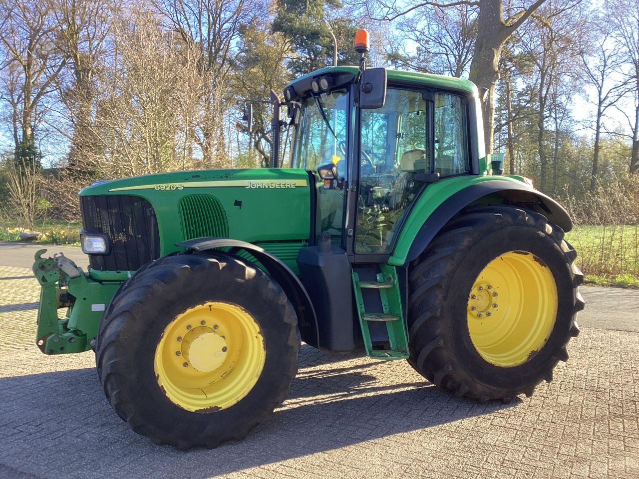 Jihn deere 6920