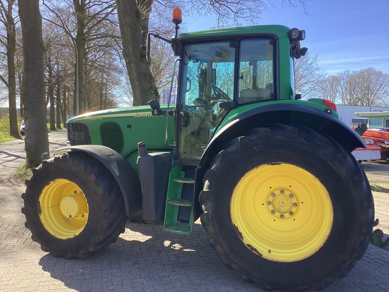 Jihn deere 6920