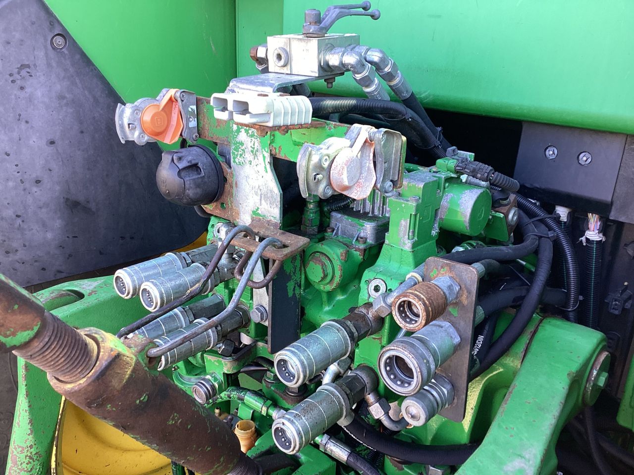 Jihn deere 6920
