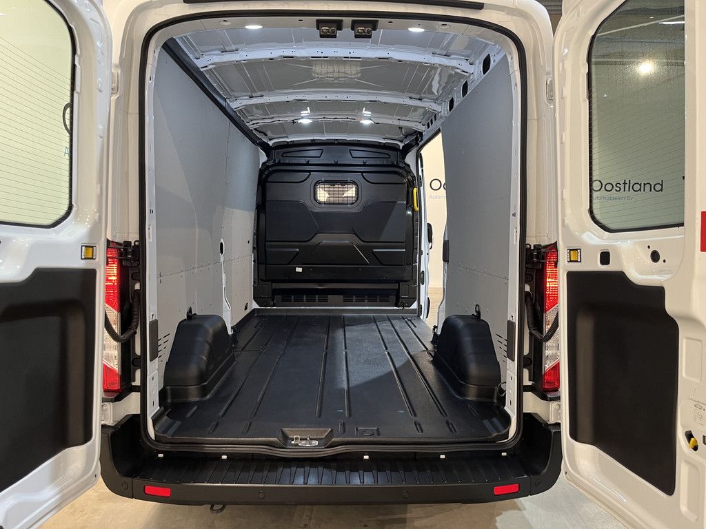Ford Transit 350 2.0 TDCI L3H2 Trend 130 PK Automaat / Euro 6 / Airco / Cruise Control / PDC / 3-Zits 43.000 KM !!