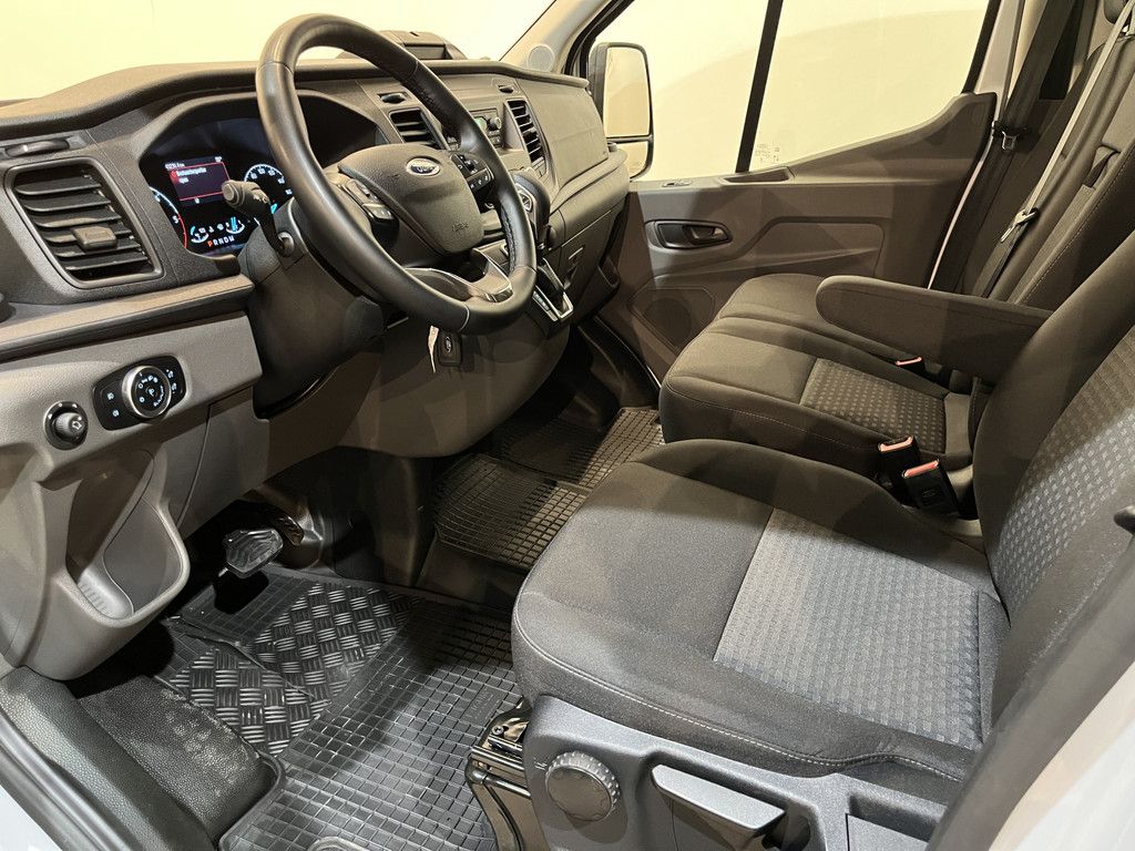Ford Transit 350 2.0 TDCI L3H2 Trend 130 PK Automaat / Euro 6 / Airco / Cruise Control / PDC / 3-Zits 43.000 KM !!