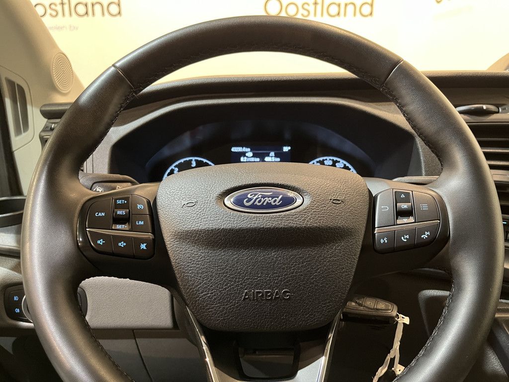 Ford Transit 350 2.0 TDCI L3H2 Trend 130 PK Automaat / Euro 6 / Airco / Cruise Control / PDC / 3-Zits 43.000 KM !!