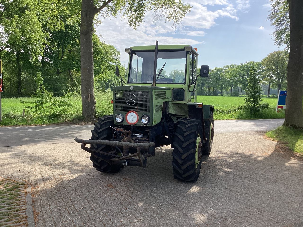 MB TRAC 800
