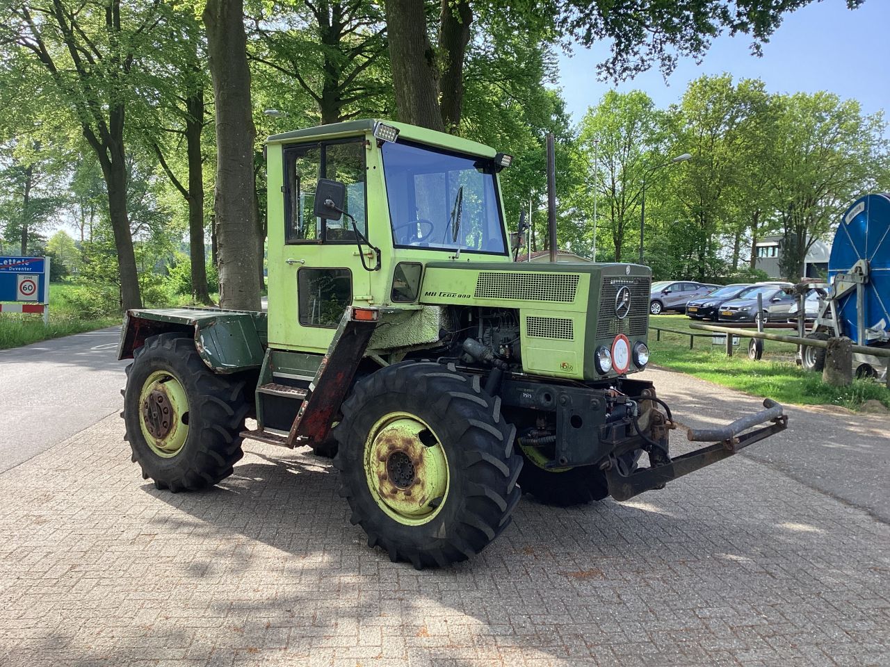 MB TRAC 800