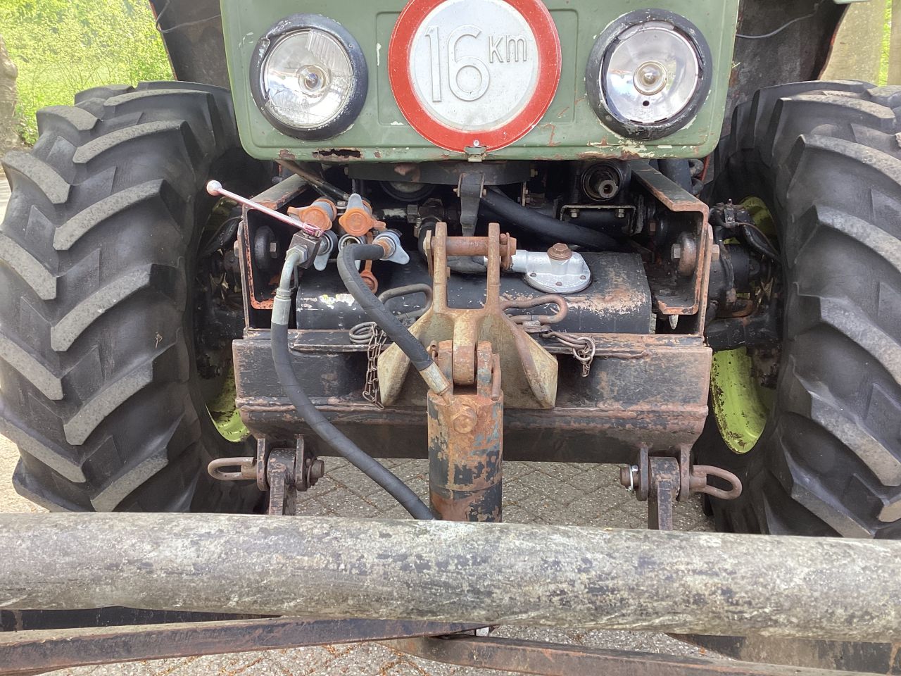 MB TRAC 800