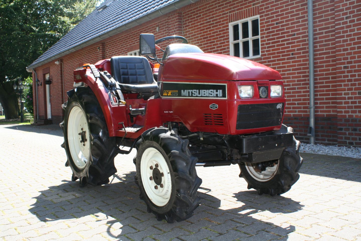 Mitsubishi MTX225