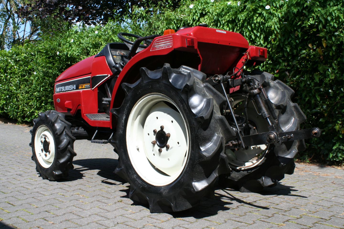 Mitsubishi MTX225