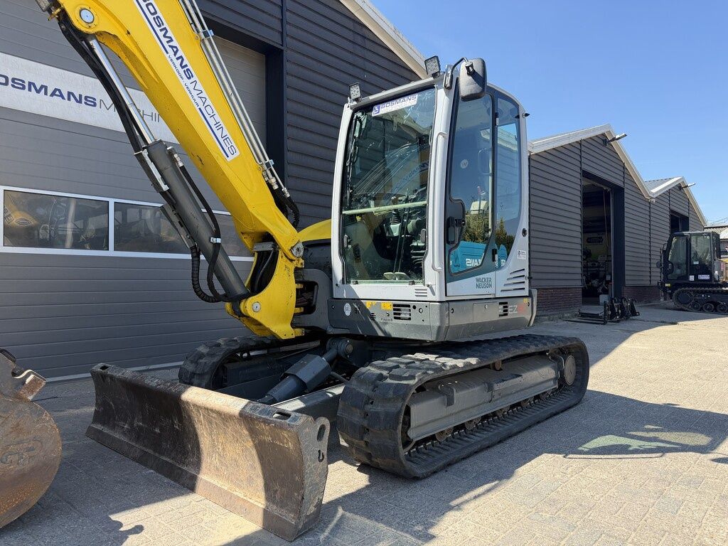 Neuson EZ80 | 2022 | Slechts 979 uur | Sloop-/sorteerfunctie