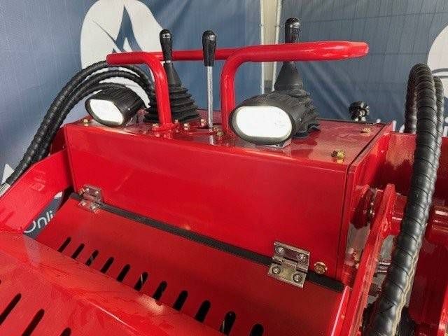 Skidsteer Nuoman W330XL Diesel 7.6kW 2025