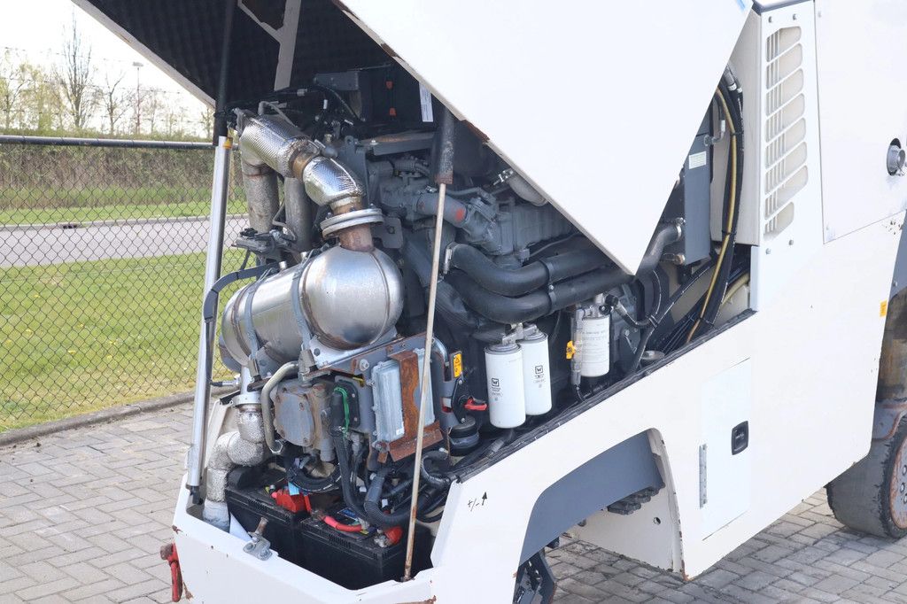 Wirtgen W60Ri | WATER SYSTEM | LOW HOURS