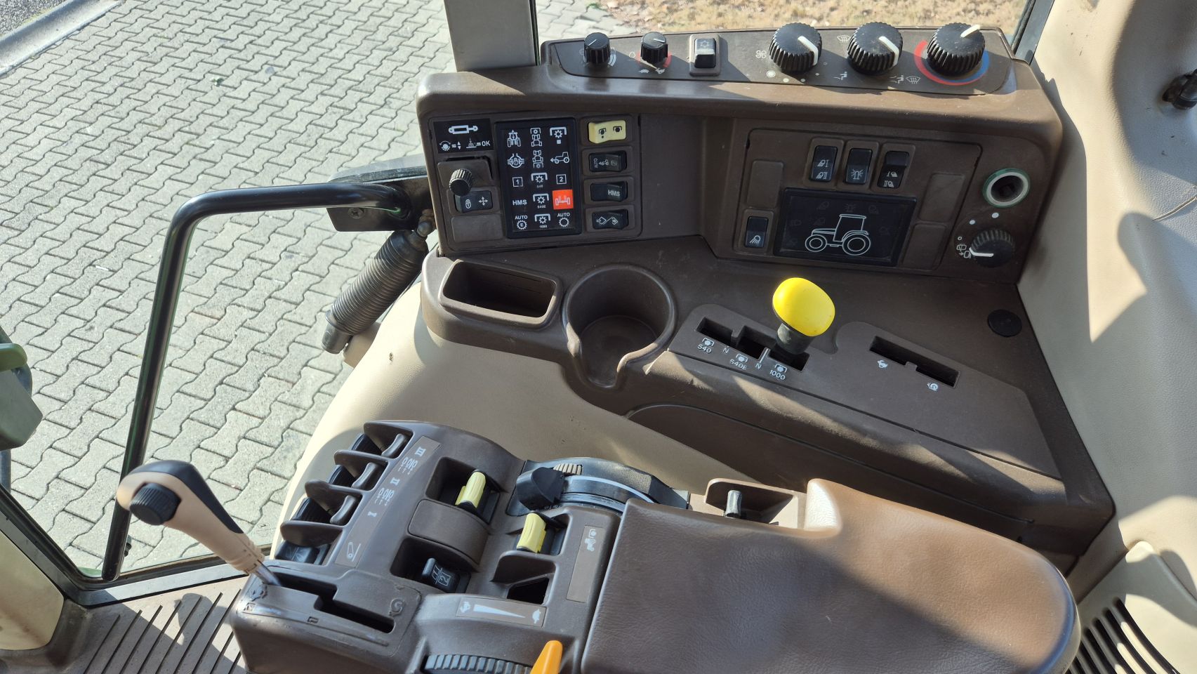 JOHN DEERE 6920 Premium AP-40 met Fronthef en PTO