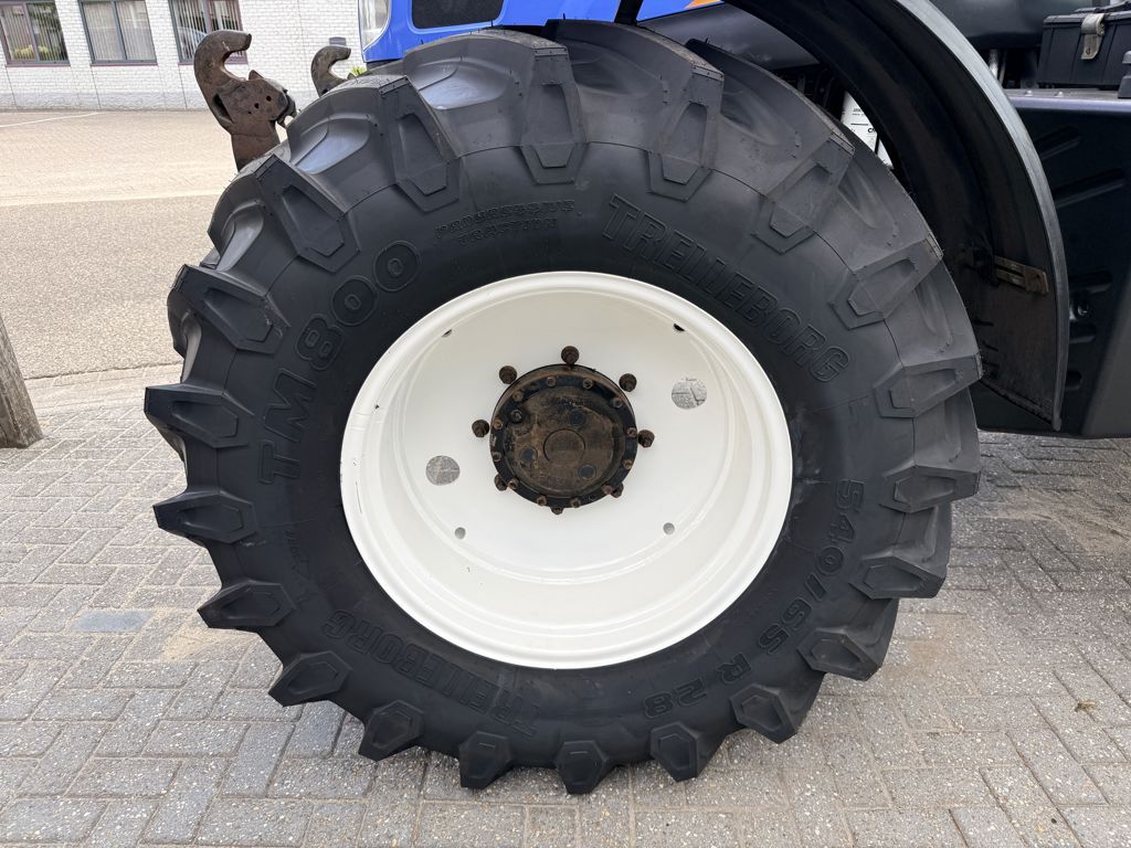 New Holland T6.165 Electro Command