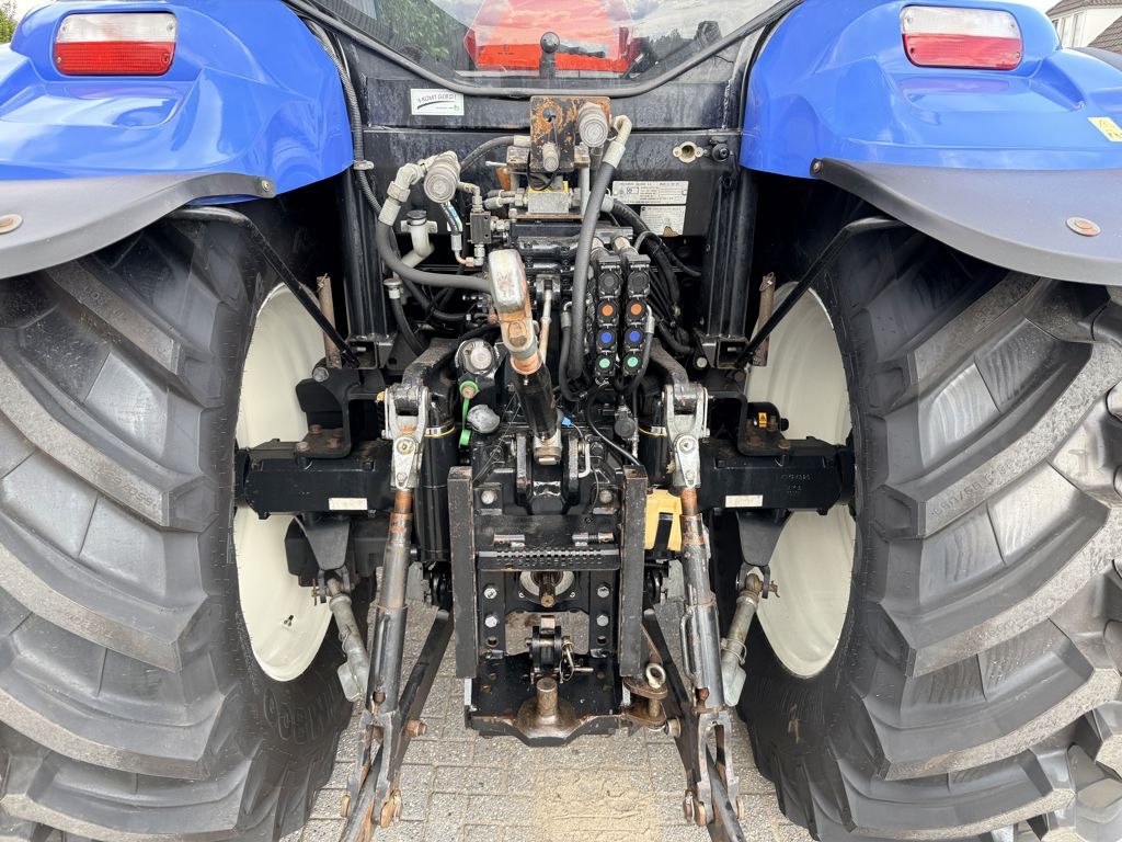 New Holland T6.165 Electro Command