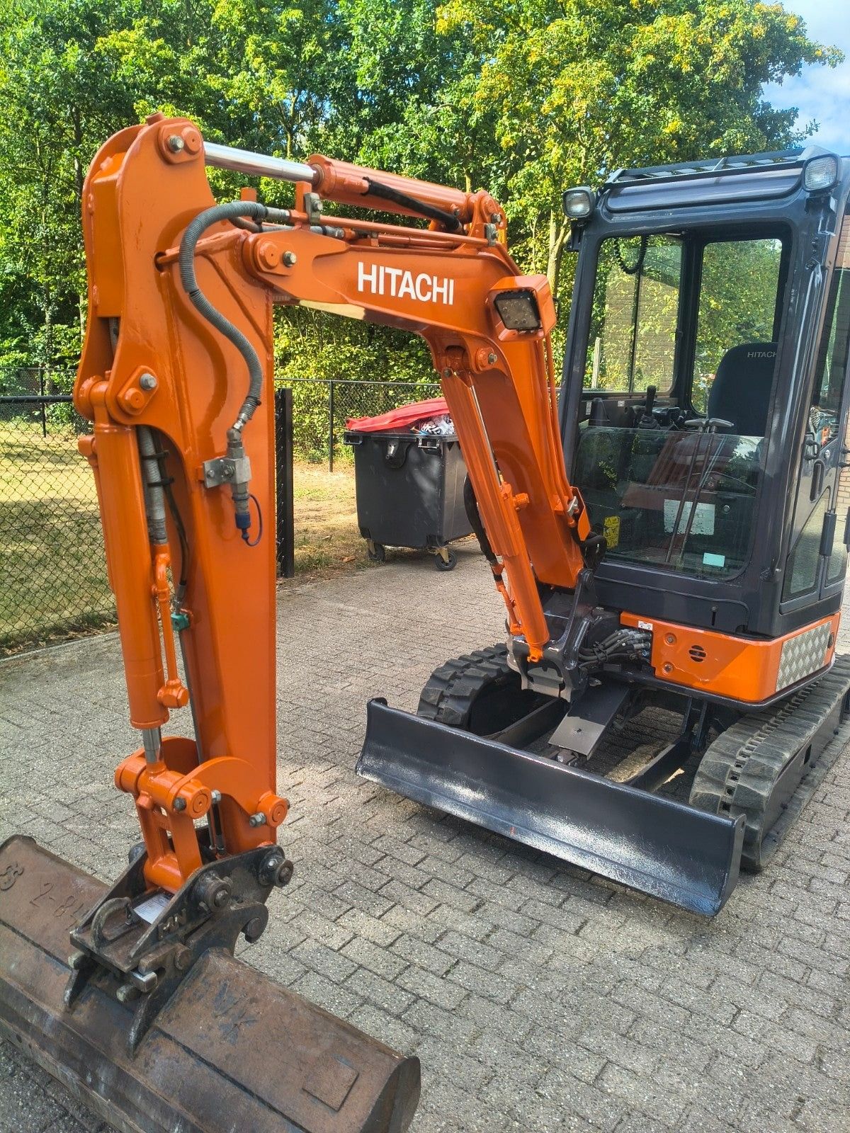 Hitachi zx22u minigraver 2.5 ton