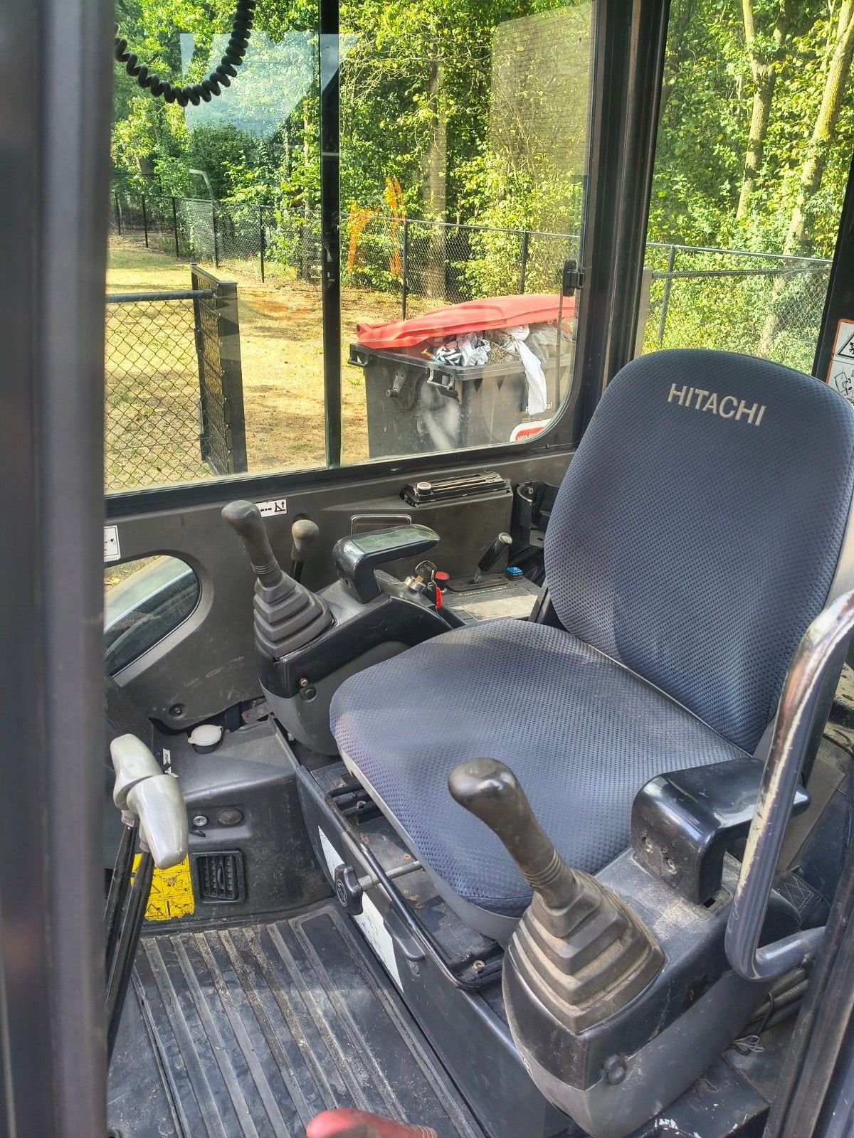 Hitachi zx22u minigraver 2.5 ton