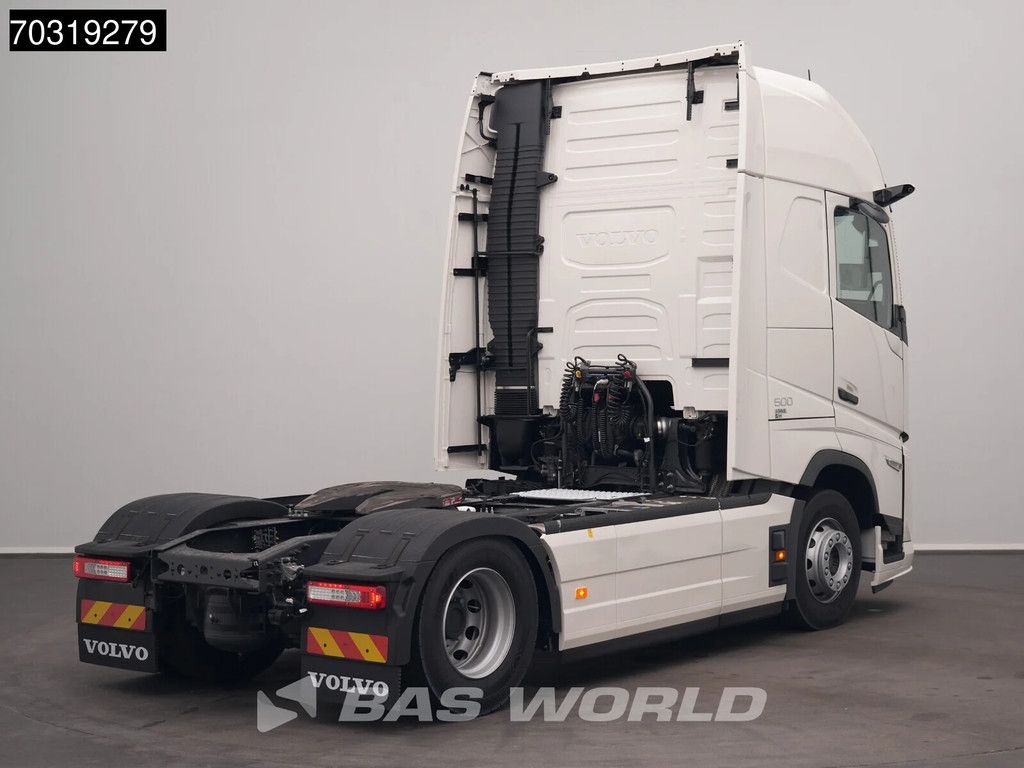 Volvo FH Aero 500 4X2 NEW! Globetrotter XL 2 tanks Mirrorcams ACC LED