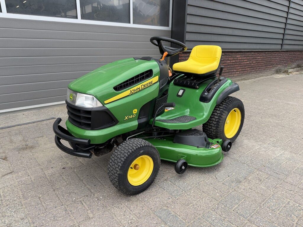 John Deere X140 Zitmaaier – Slechts 211 uur – 48 inch NIEUW maaidek