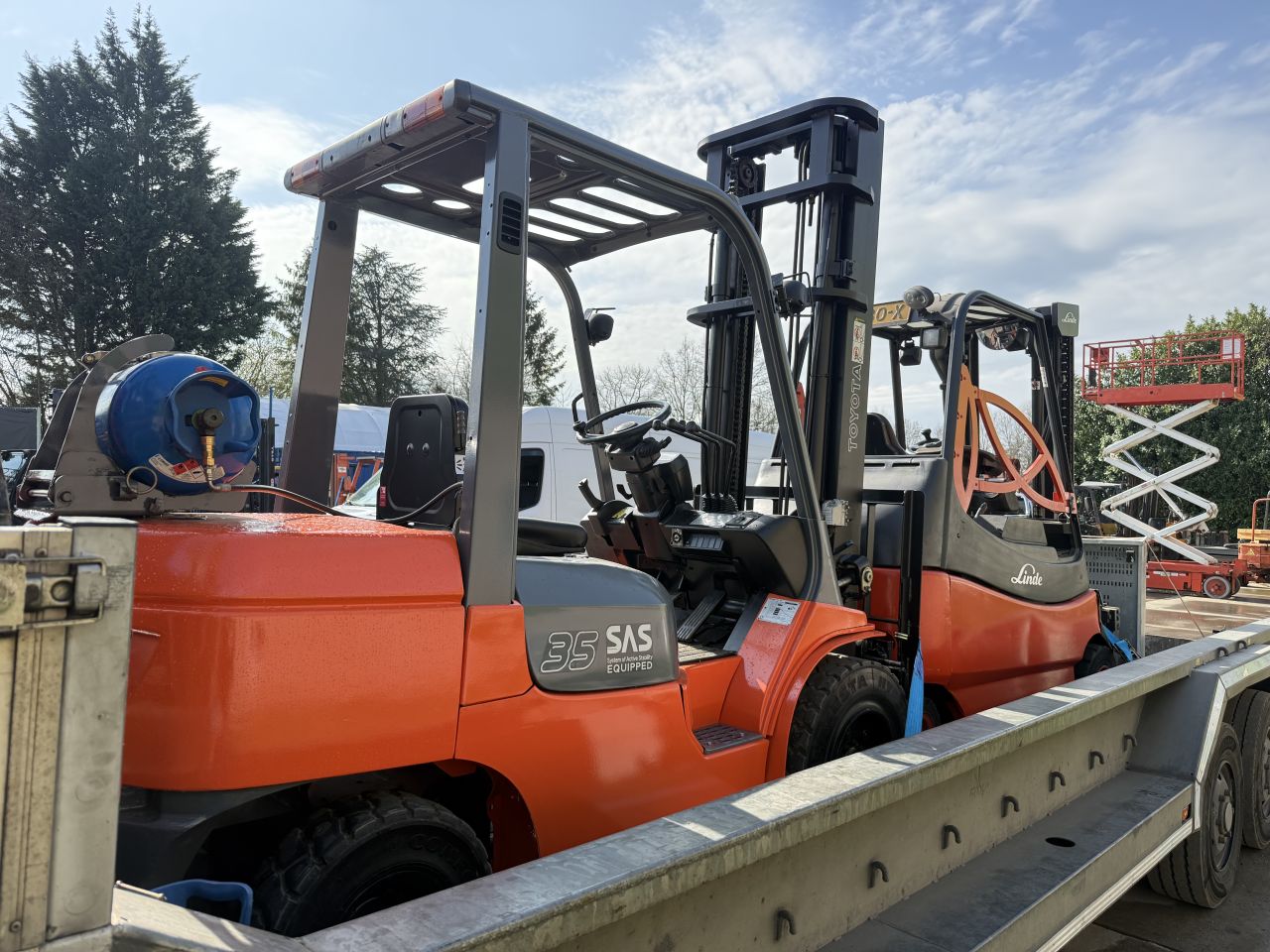 Grote voorraad gebruikte heftrucks - direct leverbaar